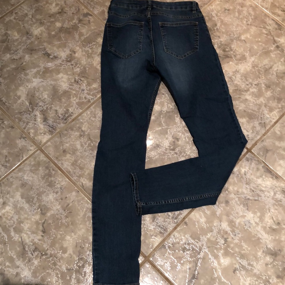 Jeans - Picture 3 of 4